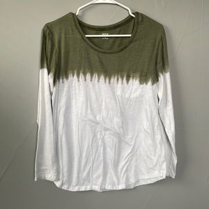 A.n.a women’s medium long sleeve ombré green and white shirt Forrest earthy